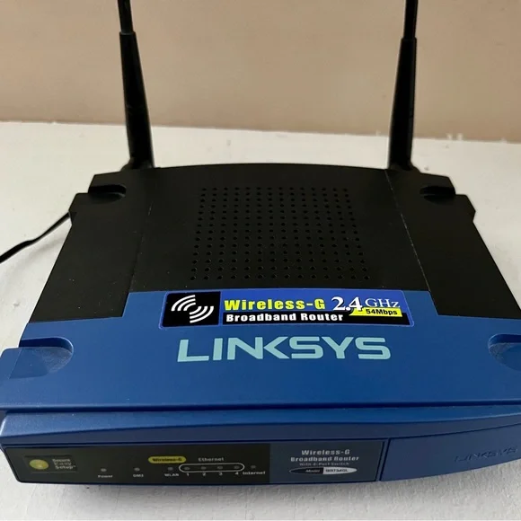 Linksys Router - Picture 3 of 12